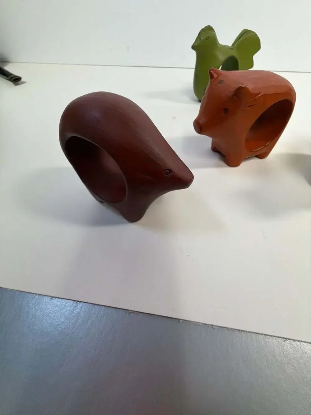 Set of 4 Vintage Hand-Carved Painted Wooden Animal Napkin Rings‎